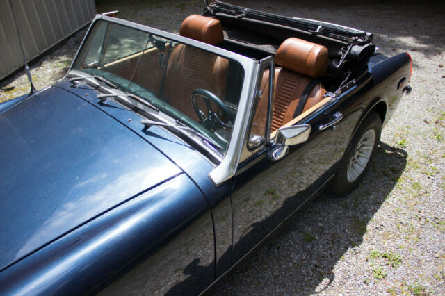 MG Midget 1974 image number 15