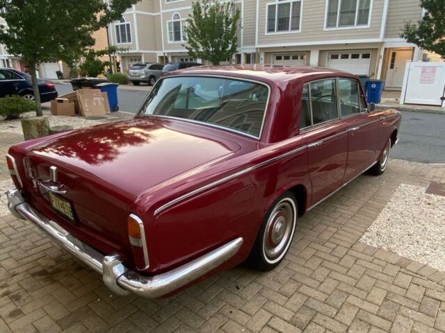 Rolls-Royce Silver Shadow 1967 image number 14