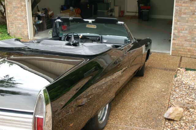 Cadillac DeVille 1967 image number 13