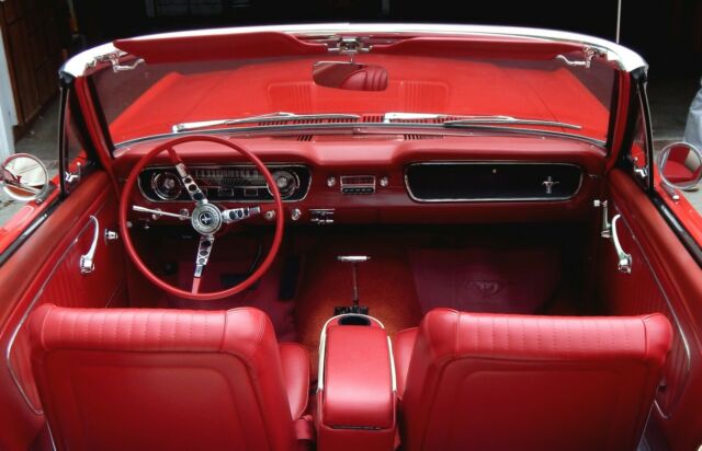 Ford Mustang 1965 image number 10