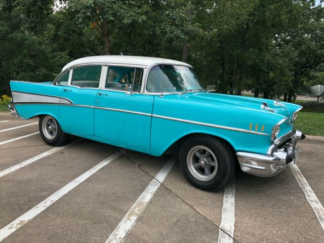 Chevrolet Bel Air/150/210 1957 image number 15