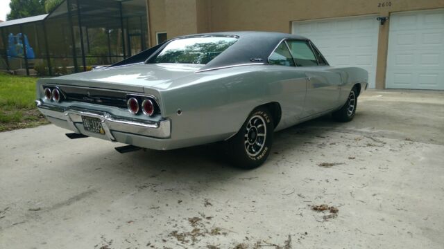 Dodge Charger 1968 image number 31