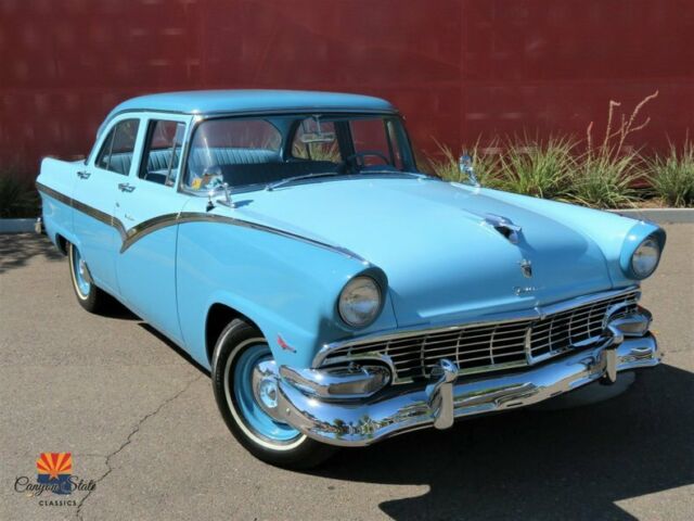 Ford Fairlane 1956 image number 0