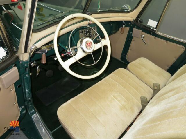 Willys Jeepster 1948 image number 1