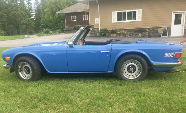 Triumph TR-6 1973 image number 10