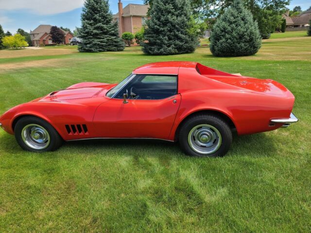 Chevrolet Corvette Stingray 1968 image number 12