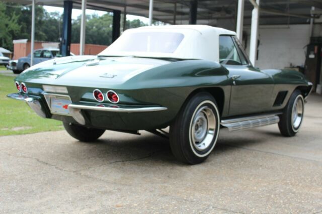 Chevrolet Corvette 1967 image number 1