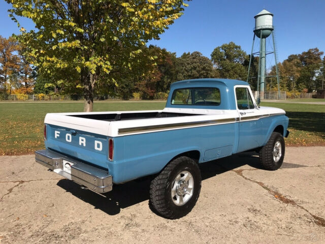 Ford F-250 1966 image number 29