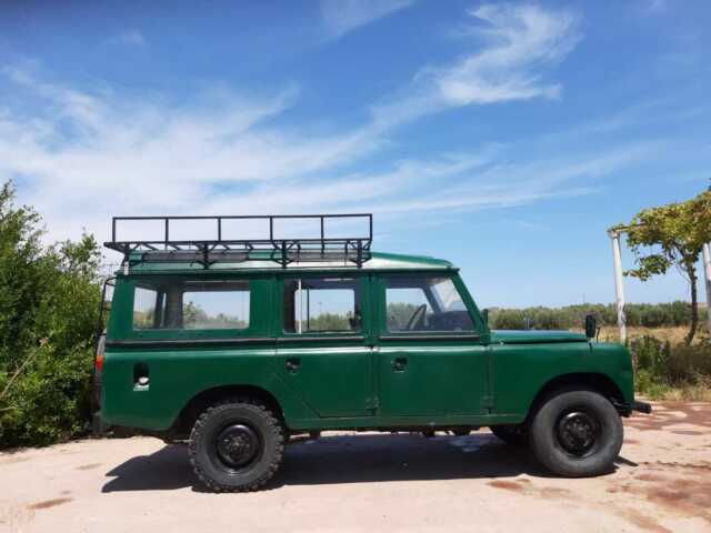 Land Rover Defender 1979 image number 30