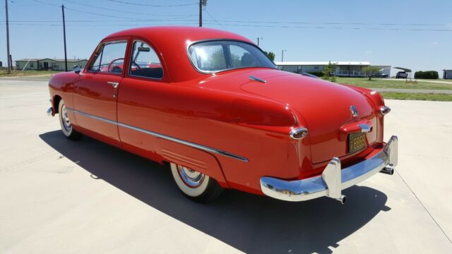 Ford Deluxe 1950 image number 2