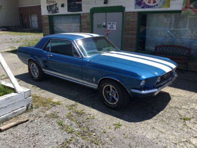 Ford Mustang 1967 image number 9