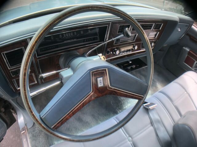 Oldsmobile Ninety-Eight 1978 image number 14