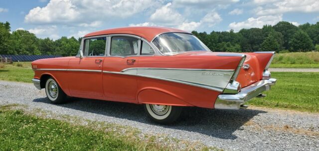 Chevrolet Bel Air/150/210 1957 image number 26