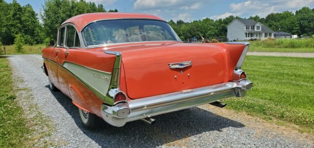 Chevrolet Bel Air/150/210 1957 image number 27