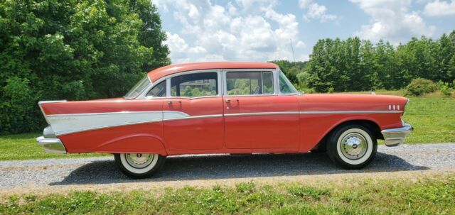 Chevrolet Bel Air/150/210 1957 image number 30