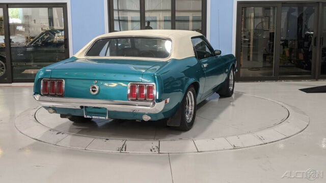 Ford Mustang 1970 image number 29