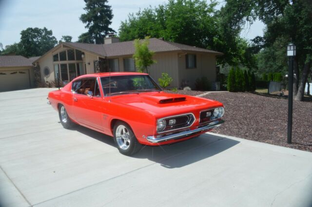 Plymouth Barracuda 1968 image number 1