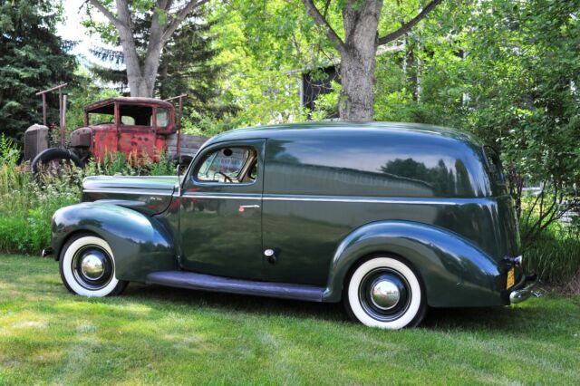 Ford Sedan Delivery 1940 image number 0