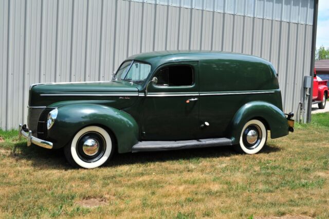 Ford Sedan Delivery 1940 image number 25