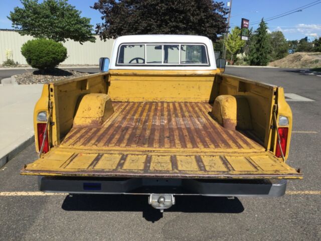 Chevrolet C/K Pickup 2500 1972 image number 2