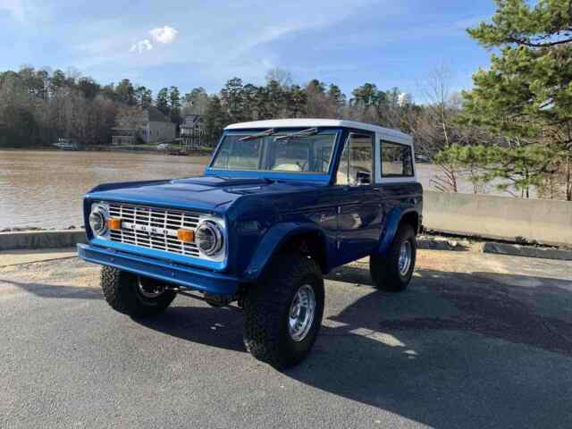 Ford Bronco 1974 image number 1