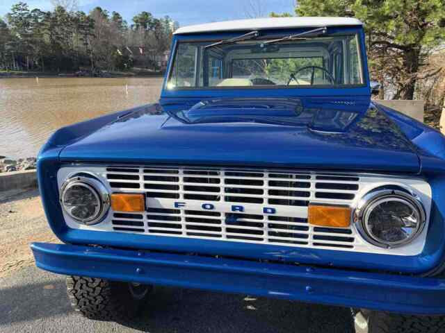 Ford Bronco 1974 image number 17