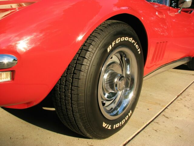 Chevrolet Corvette 1968 image number 13