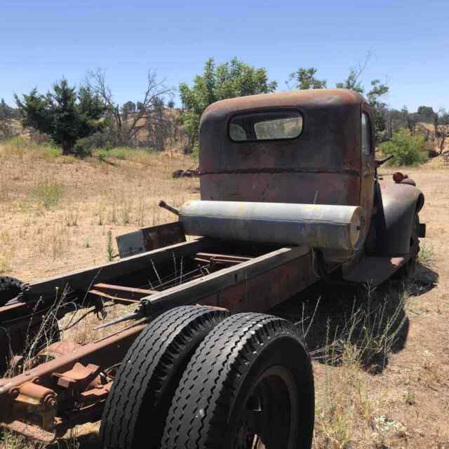 Chevrolet Pickup 1946 image number 3