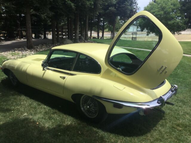 Jaguar E Type 4.2 1969 image number 26