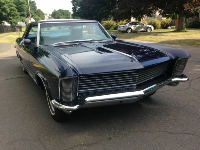 Buick Riviera 1965 image number 22