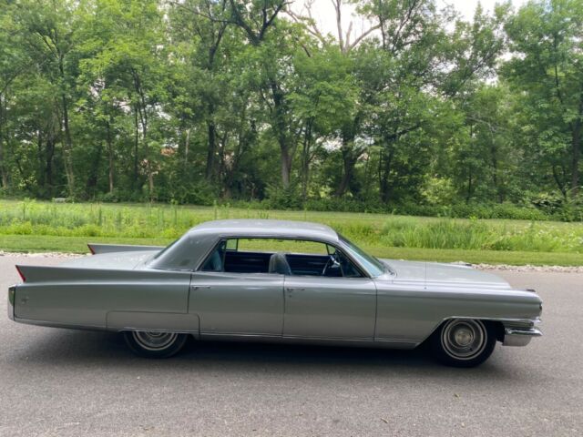 Cadillac Fleetwood 1963 image number 28