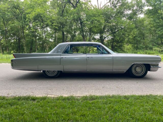 Cadillac Fleetwood 1963 image number 29