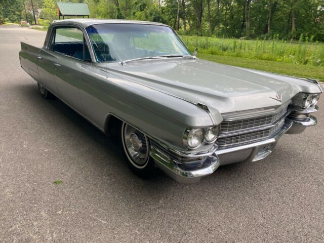 Cadillac Fleetwood 1963 image number 30