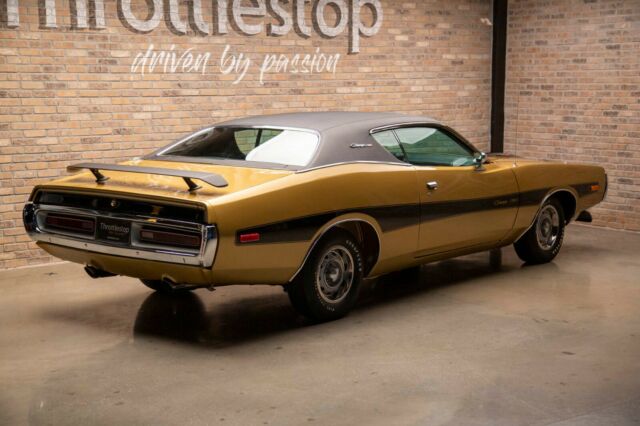 Dodge Charger 1972 image number 29