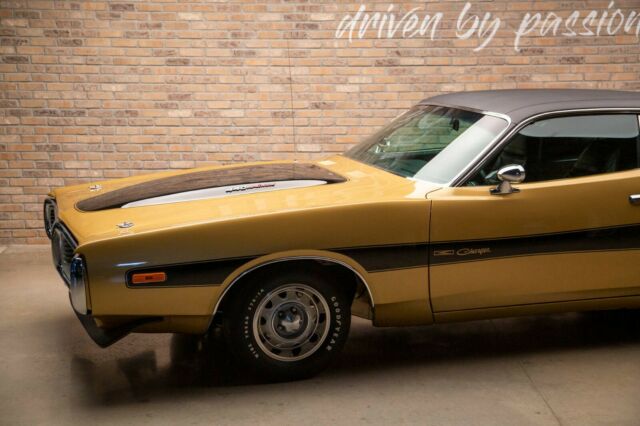 Dodge Charger 1972 image number 32