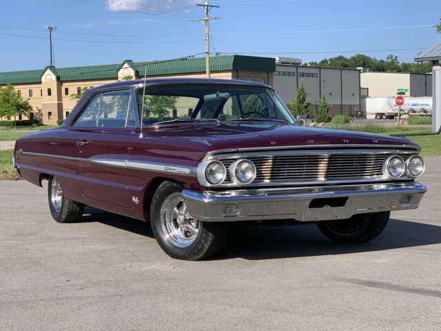 Ford Galaxie 1964 image number 1