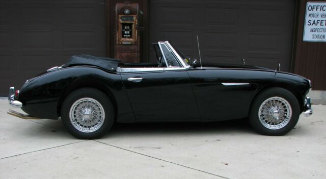 Austin Healey 3000 1965 image number 21