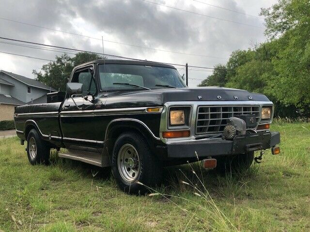 Ford F-250 1978 image number 0