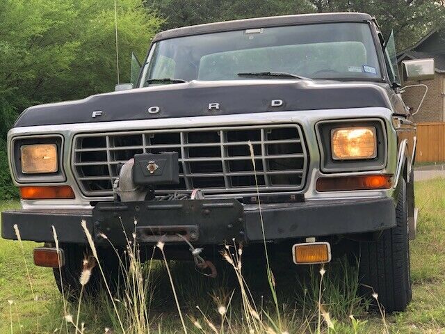 Ford F-250 1978 image number 2