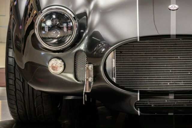 Shelby Cobra 1965 image number 21