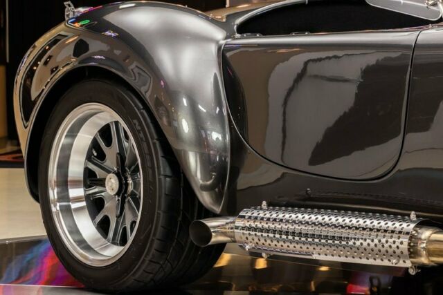 Shelby Cobra 1965 image number 23