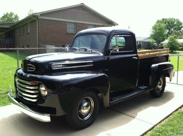 Ford F-100 1949 image number 0