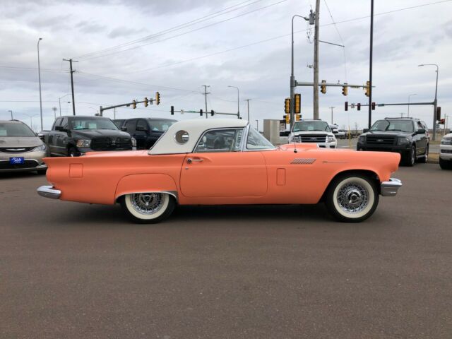 Ford Thunderbird 1957 image number 26