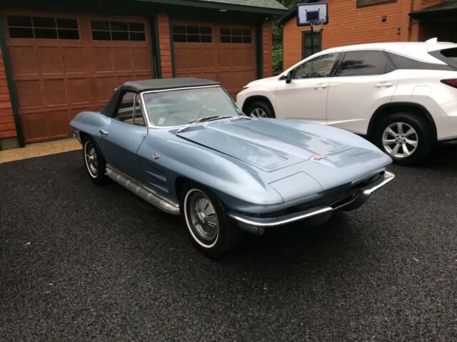 Chevrolet Corvette 1964 image number 0