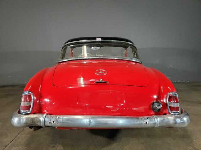 Mercedes-Benz SL-Class 1961 image number 30