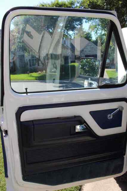 Ford F250 1978 image number 22