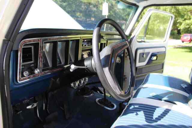 Ford F250 1978 image number 24