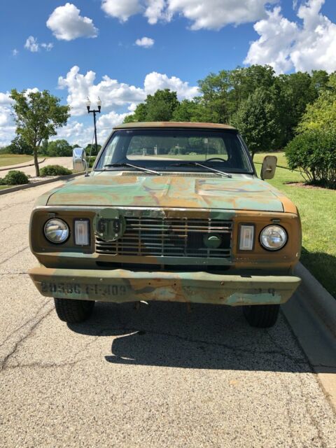 Dodge Power Wagon 1977 image number 2