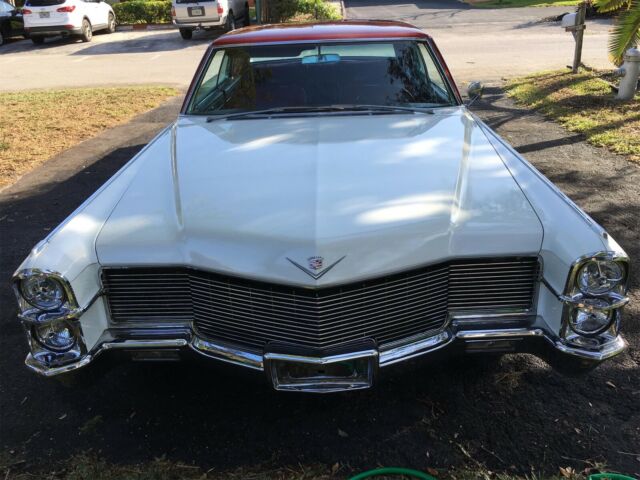 Cadillac DeVille 1965 image number 21