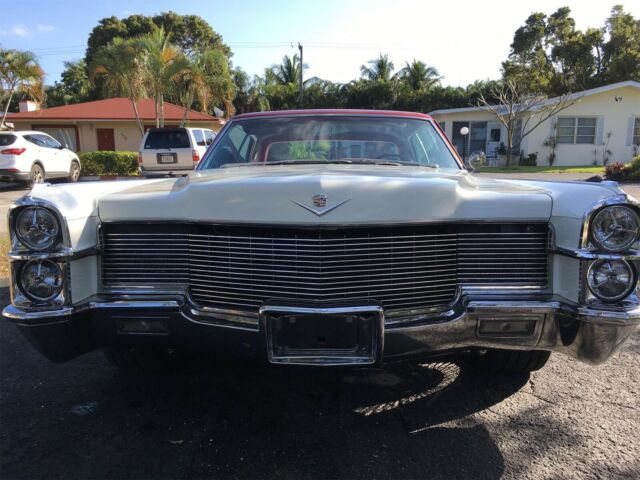 Cadillac DeVille 1965 image number 22